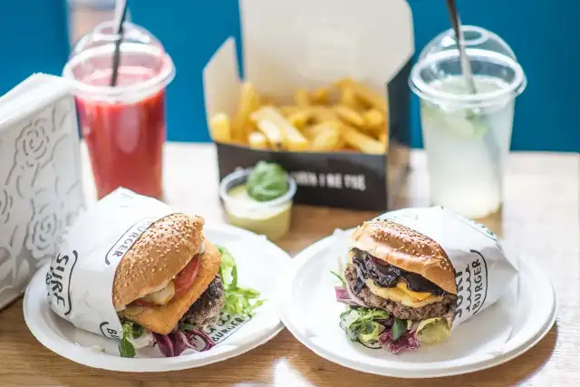 Gdzie zjeść w Gdańsku? Smaki na każdą okazję i budżet