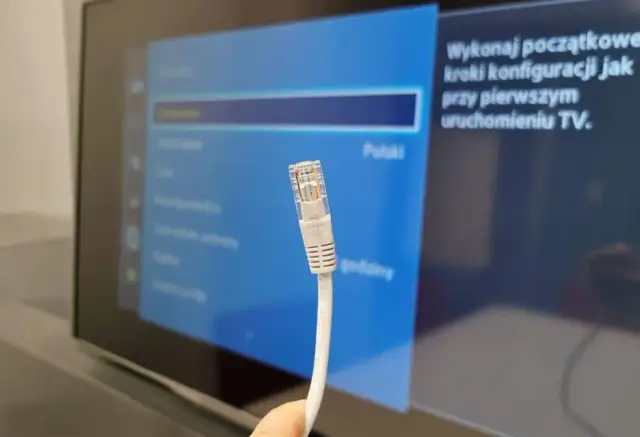Jak podłączyć internet do telewizora bez Wi-Fi? Proste metody i porady