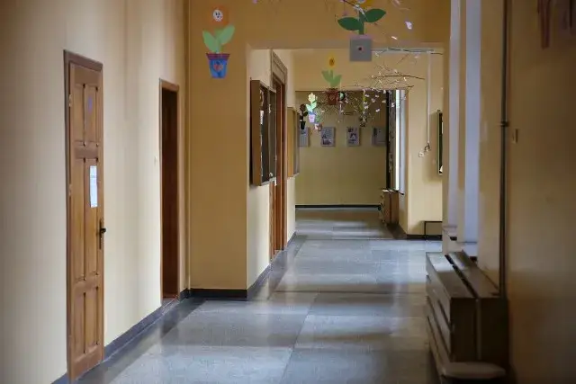 Co dalej z reformą oświaty? Kluczowe zmiany i ich wpływ na uczniów