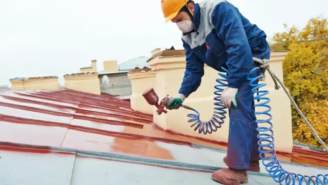 Pistolet do malowania dachu: Airless czy pneumatyczny? Wybierz mądrze