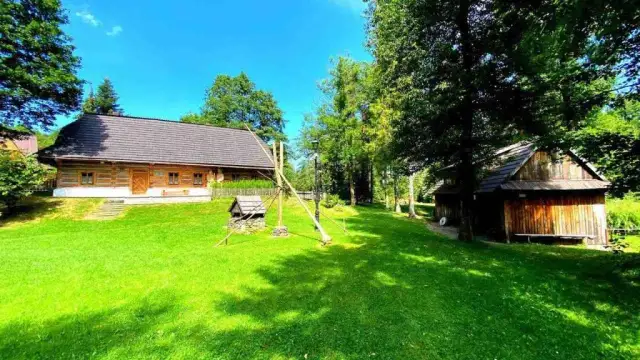 Skansen Sieradz: Historia, atrakcje i tajemnice kultury ludowej