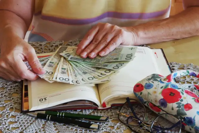 Renta socjalna 2026: Wysokość, warunki, jak złożyć wniosek?