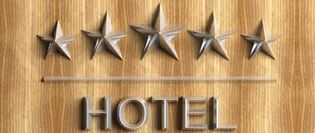 Ile gwiazdek może mieć hotel? Odkryj, co oznaczają gwiazdki