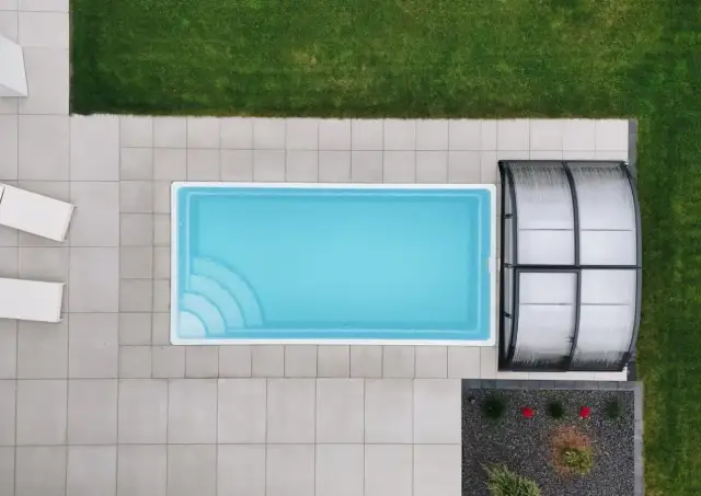 Basen w ziemi: Koszty od A do Z. Nie daj się zaskoczyć!