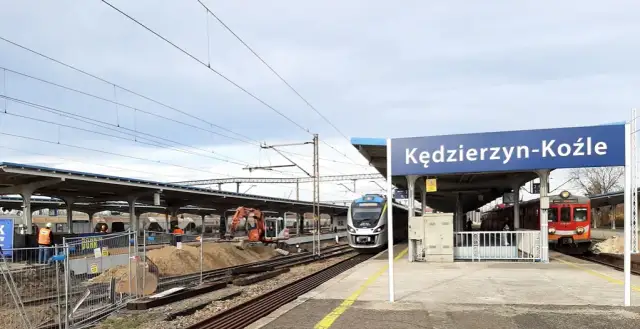 Pociąg z Krzyża: Gdzie się zatrzymuje? Sprawdź trasy i stacje!