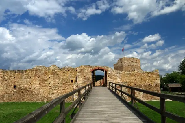 Atrakcje blisko Łodzi, które zachwycą całą rodzinę na weekend