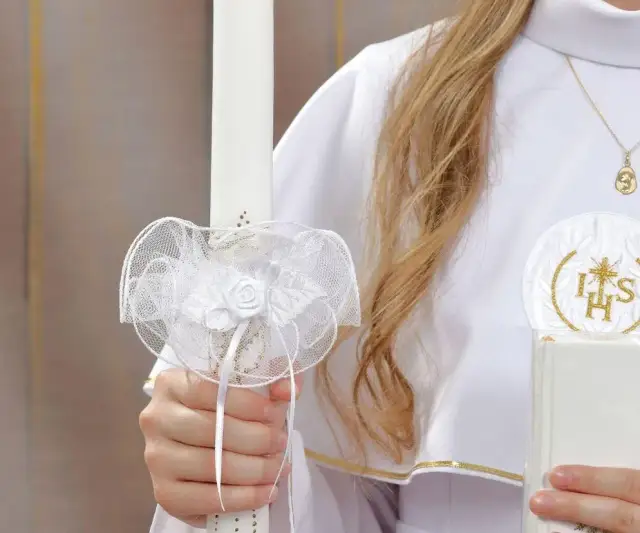 Ile dać na Komunię 2025? Sprawdź aktualne kwoty i zasady