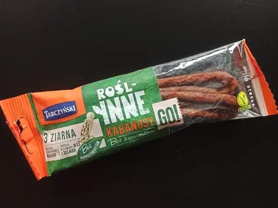 Czy kabanosy roślinne są zdrowe? Odkryj ich ukryte zagrożenia i korzyści