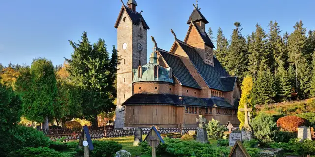 Sudety w Głuchołazach - najpiękniejsze atrakcje i szlaki turystyczne [2024]