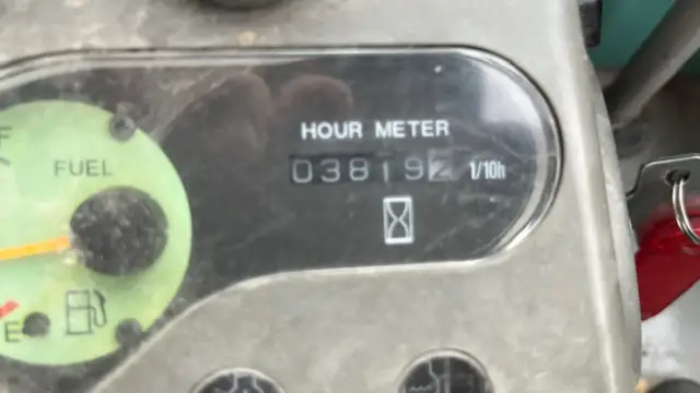 Ile pali koparka na godzinę? Sprawdź faktyczne spalanie i oszczędzaj