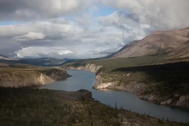 Kanada: Wielkie Jezioro Niedźwiedzie Największe, Najczystsze, Najdziksze?