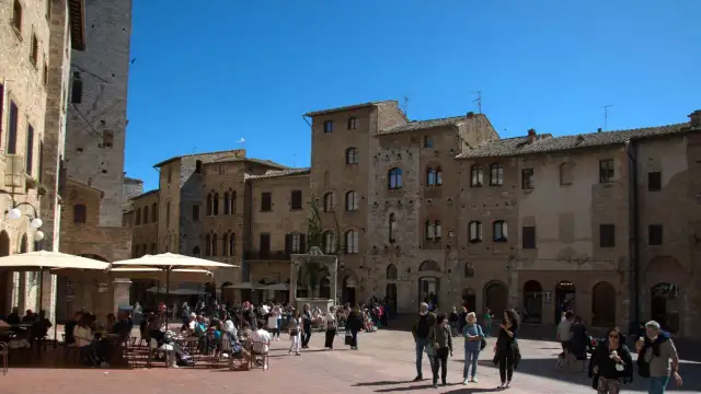 Gdzie zjeść w San Gimignano? Odkryj najlepsze lokalne smaki