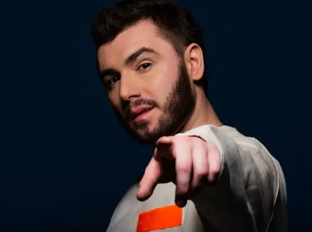 Czy Kamil Bednarek ma żonę? Poznaj szczegóły jego małżeństwa z Pamelą