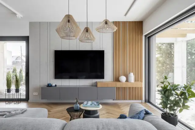 Jak fajnie urządzić salon: 10 inspirujących pomysłów na aranżację