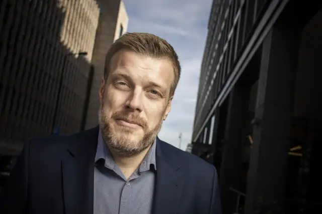 Adrian Zandberg: Kim jest? Od programisty do lidera Partii Razem