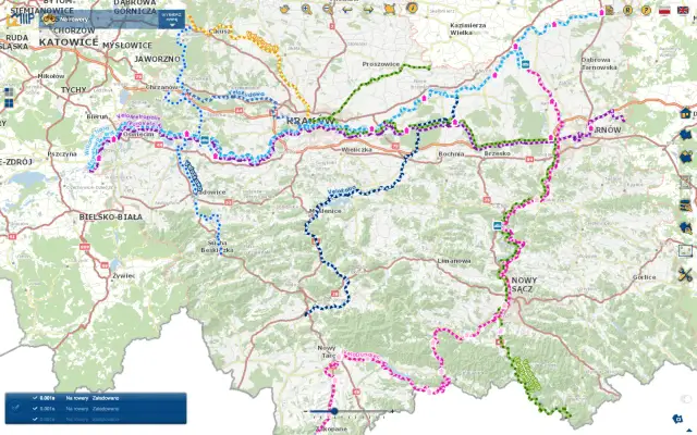 Mapa z zaznaczonymi trasami rowerowymi w okolicach Nowego Sącza i Krakowa.