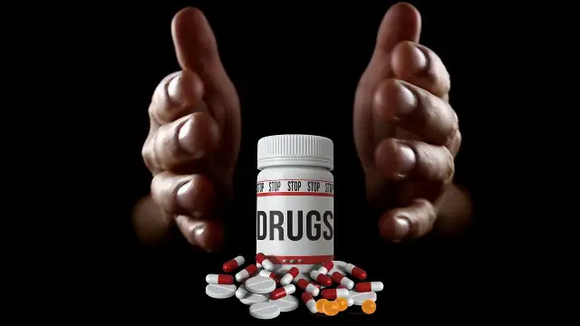 Rodzaje dopalaczy: jakie są ich skutki i zagrożenia zdrowotne?