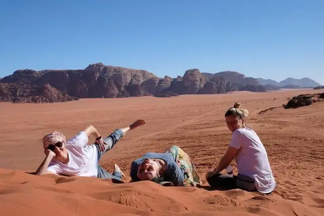 Jordania kiedy jechać: uniknij tłumów i ciesz się najlepszymi widokami