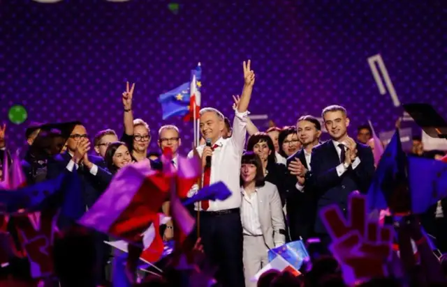 Jak się zapisać do partii Biedronia i włączyć się w zmiany społecznie