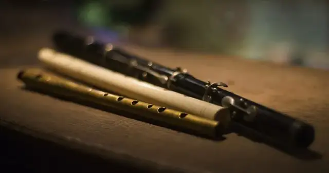 Jak zagrać na flecie – proste techniki dla początkujących muzyków