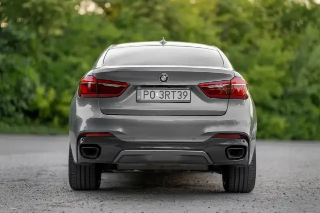 Jak zrobić zdjęcia samochodu na sprzedaż, które przyciągną kupców