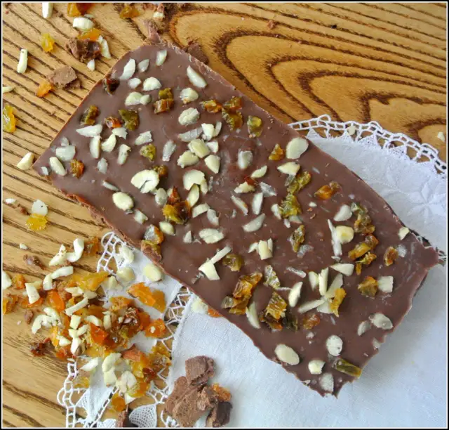 Wegańska czekolada jak zrobić – prosty przepis na zdrowy deser