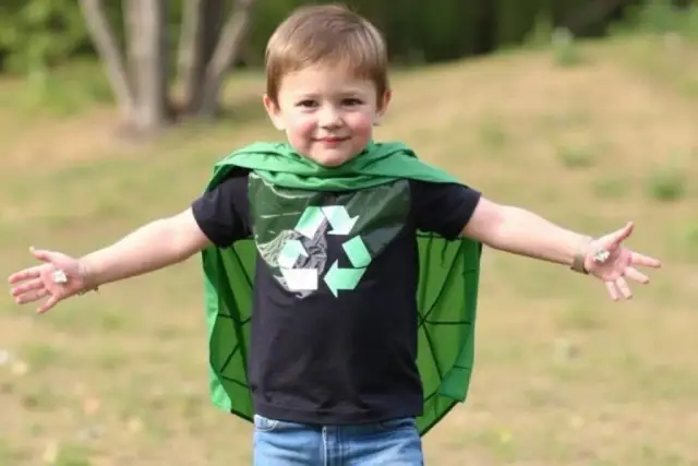 Strój z recyklingu: Zrób to sam! Pomysły krok po kroku na eko-bal