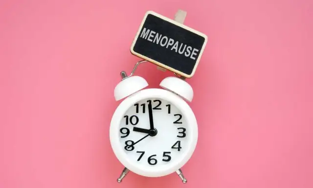 Ile lat trwa menopauza? Poznaj czynniki wpływające na jej długość