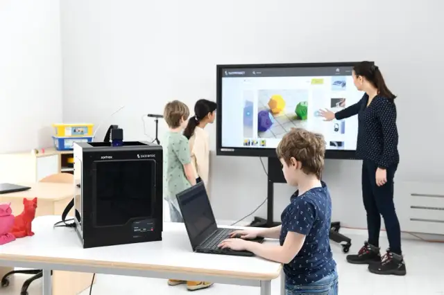 Jak realizować kierunki polityki oświatowej i wspierać rozwój uczniów