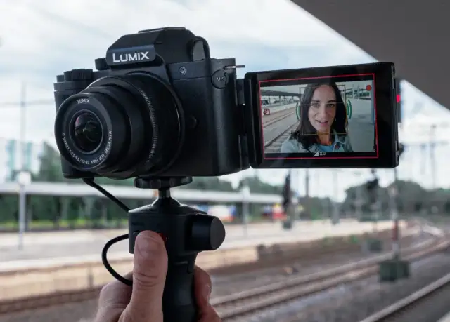 Jaki aparat do vlogowania wybrać? porównanie najlepszych modeli dla vlogerów