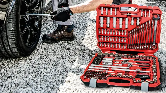 Jakiej firmy klucze do warsztatu wybrać, aby uniknąć rozczarowania?