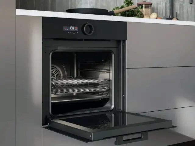 Piekarnik do zabudowy: Pyroliza, para, smart jak wybrać idealny?