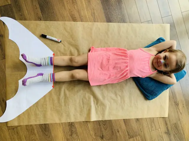 Jak uszyć syreni ogon DIY? Poradnik krok po kroku