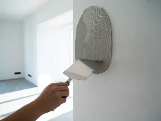 Jaką gąbkę do szlifowania gładzi wybrać, aby uniknąć błędów?