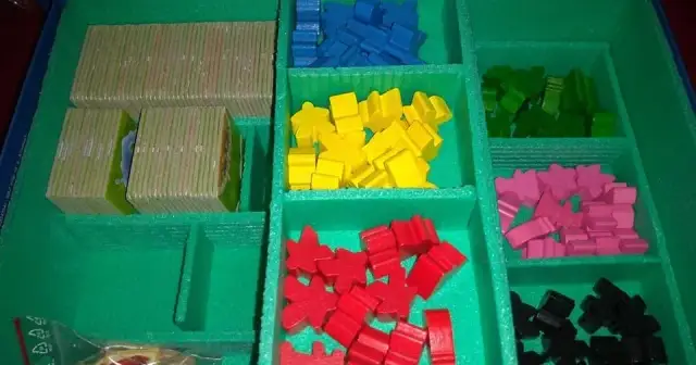 Jak zrobić insert do gry - proste kroki i cenne wskazówki