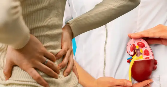 Zapalenie nerek: objawy, które musisz znać. Jak rozpoznać chorobę?