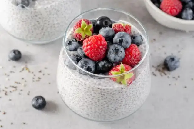Jak długo pudding chia może stać w lodówce, aby nie zepsuł się?