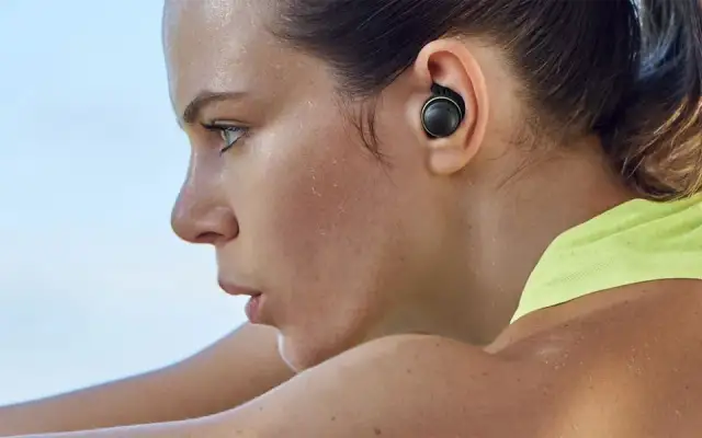 Los mejores auriculares para correr que garantizan comodidad y seguridad