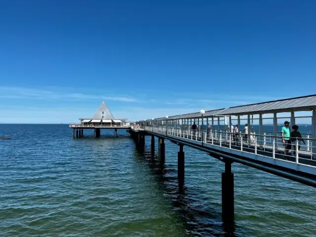 Ahlbeck atrakcje, które zaskoczą każdego turystę w tej malowniczej miejscowości