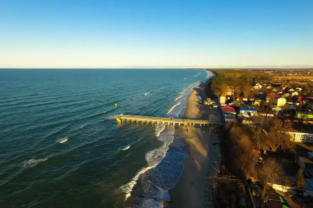 Czy w Mielnie jest molo? Sprawdź, co warto wiedzieć o tej atrakcji