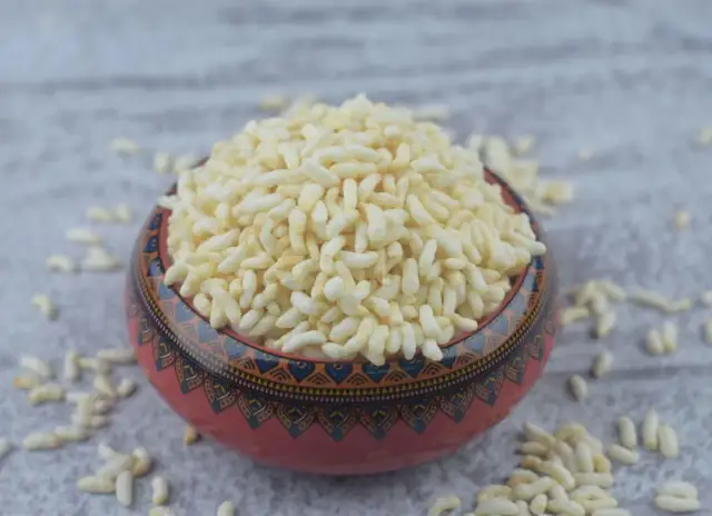 Ryż preparowany: jak powstaje w domu i fabryce? Odkryj sekrety!