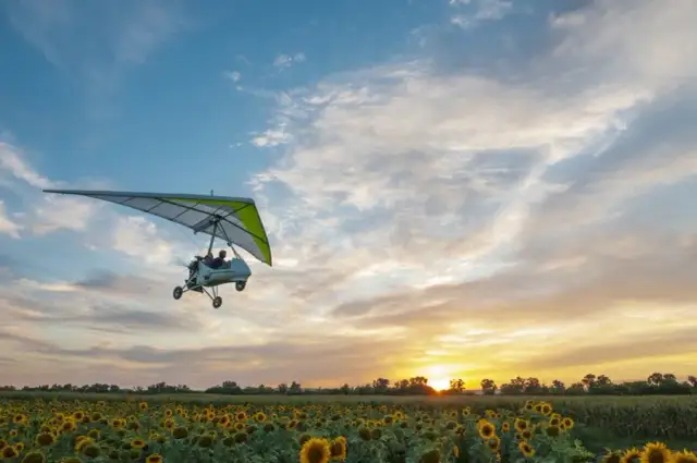 Ile kosztuje lot motolotnią? Sprawdź ceny i uniknij wysokich wydatków