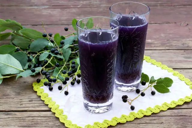 Jak zrobić sok z czeremchy - prosty przepis na zdrowy napój domowy