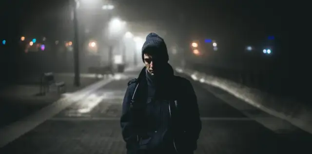 Co grozi za znęcanie się psychiczne? Sprawdź kary i konsekwencje