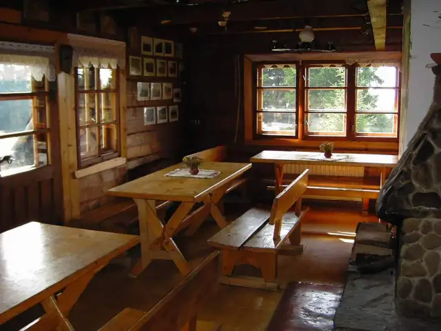 Bacówka na Krawcowym Wierchu – idealne miejsce na górski wypoczynek