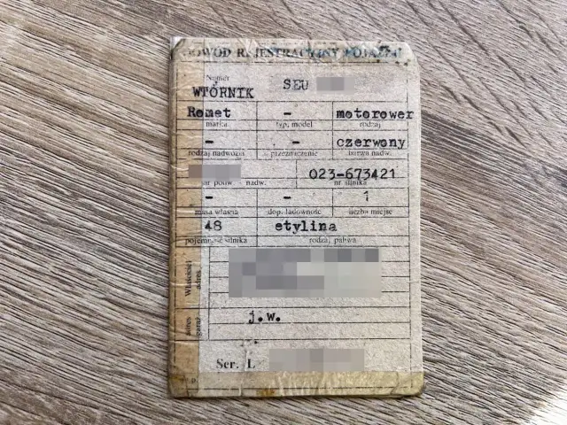 Numer silnika w dowodzie? Sprawdź, gdzie go znaleźć!