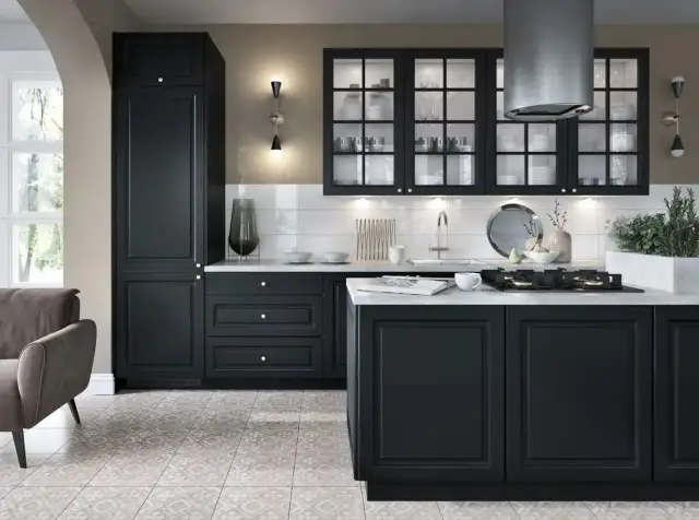 Ile za montaż mebli kuchennych? Sprawdź ceny i ukryte koszty