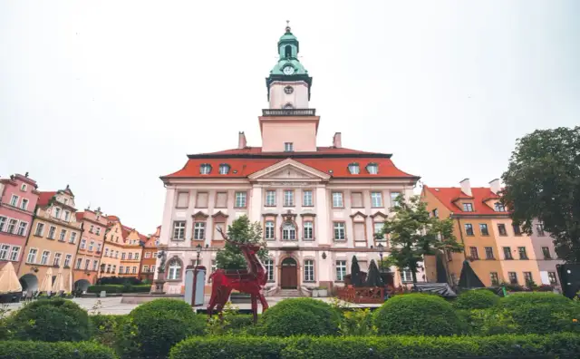 Najlepsze atrakcje i miejsca, które warto zobaczyć w Jeleniej Górze