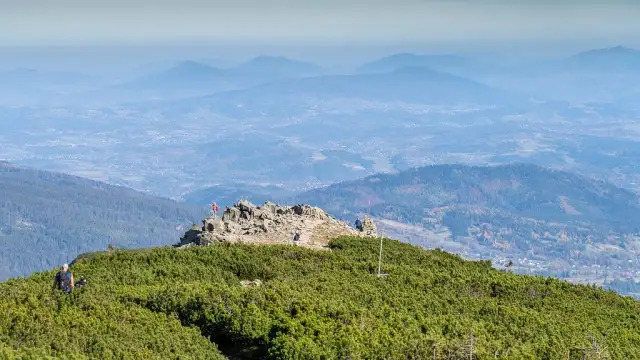 Najładniejszy szlak na Babią Górę – odkryj piękne widoki i przyrodę