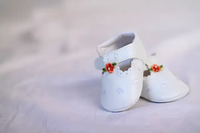 Co kupić na chrzciny jako gość - wyjątkowe i praktyczne prezenty